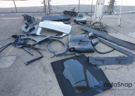 2021 Ford Mustang Mach-E Select z USA, uszkodzony, nr VIN 3FMTK1RM3MMA43376